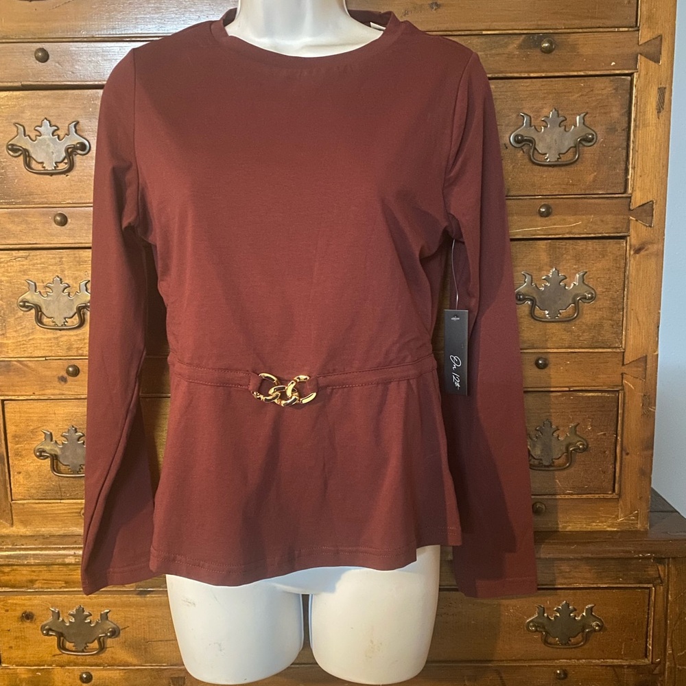 (A257)Women's Burgundy Long Sleeve Top Gold Details Size S by On 12th NWTS